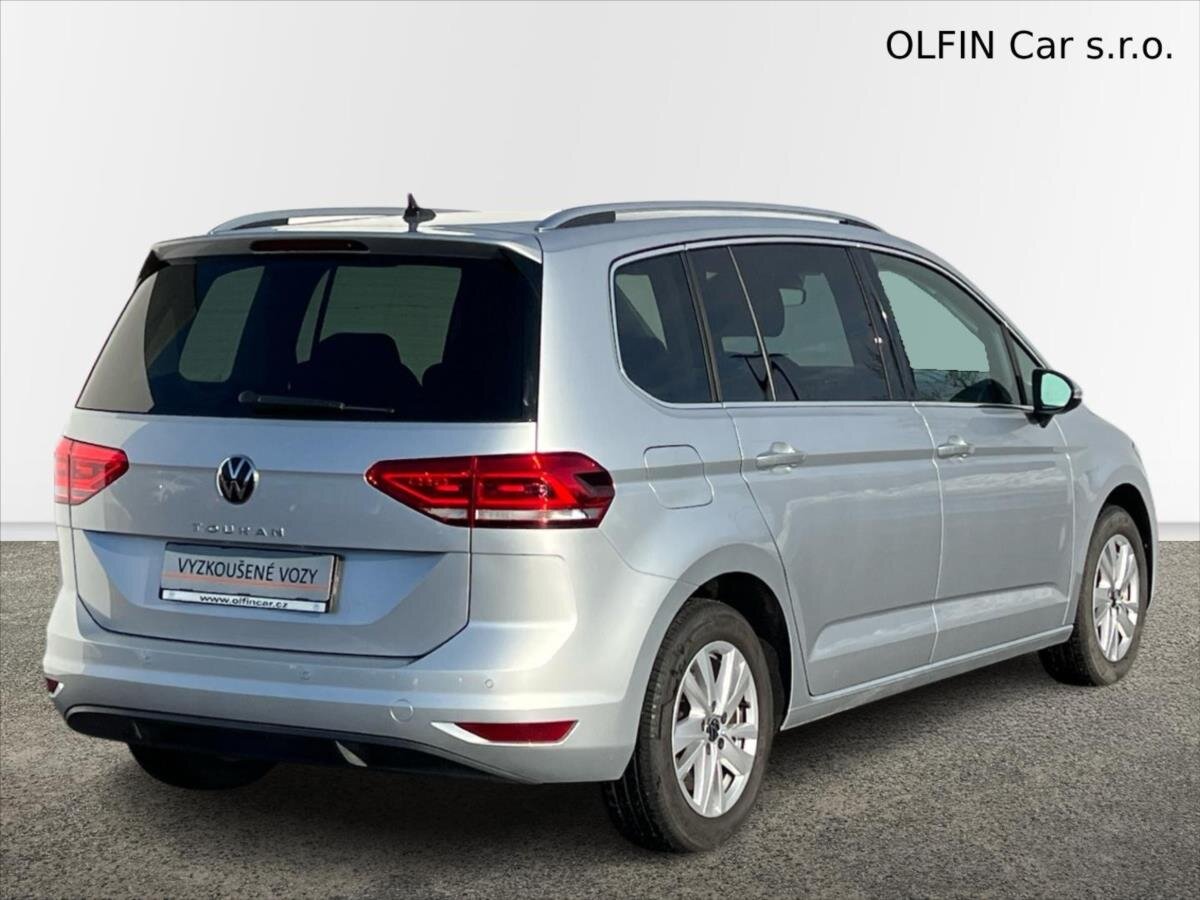 Volkswagen Touran MPV 1,5 l 110 kw