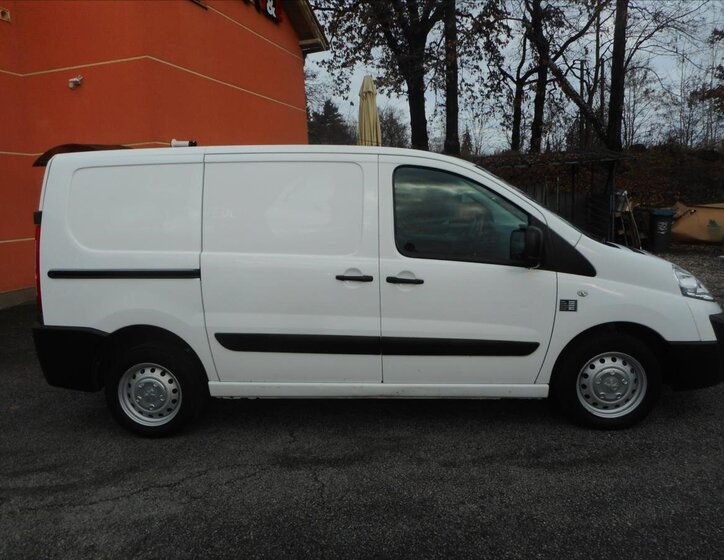 Peugeot Expert 4