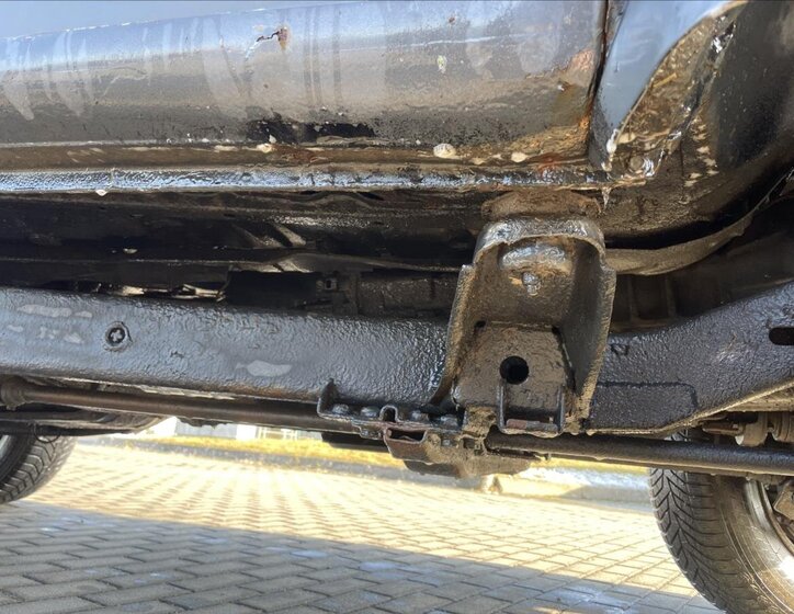 Mitsubishi Pajero 33