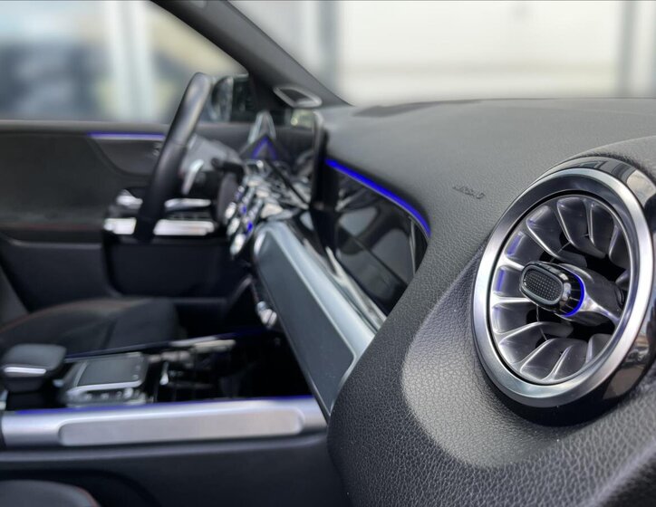 Mercedes-Benz GLB 17