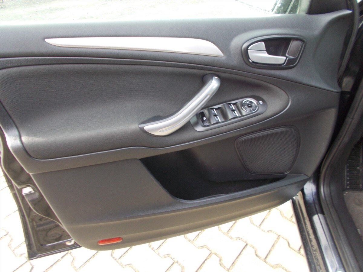 Ford Galaxy MPV 2,0 l 103 kw