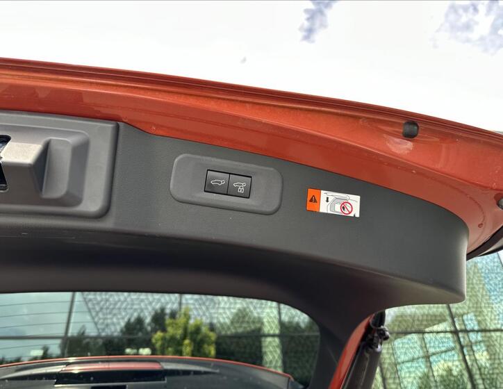 Lexus NX 450h plus 20