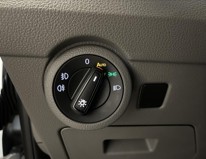 Volkswagen Caravelle Kombi 2,0 l 110 kw