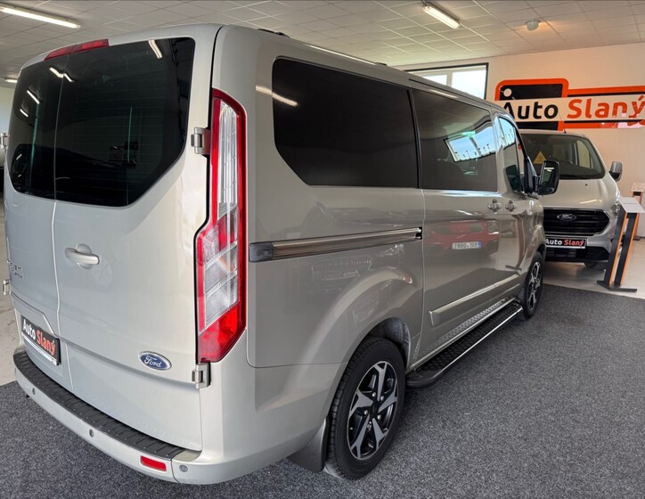 Ford Transit Custom 6