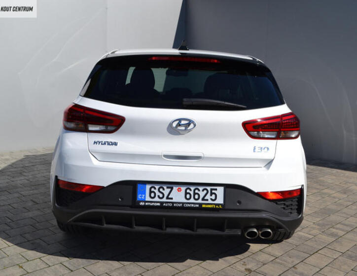 Hyundai i30 4