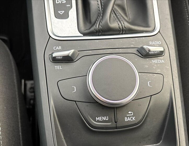 Audi Q2 SUV / Terénní 1,5 l 110 kw