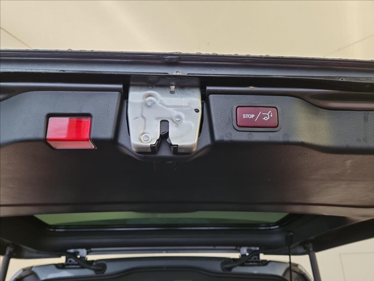 Mercedes-Benz Třídy V MPV 2,0 l 174 kw