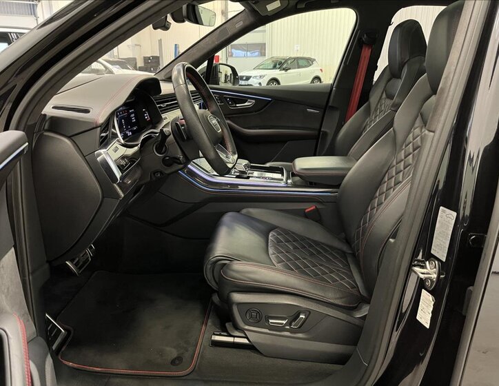 Audi SQ7 Kombi 4,0 l 320 kw