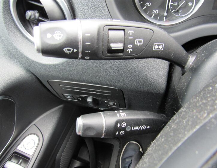 Mercedes-Benz Vito Kombi 2,1 l 100 kw