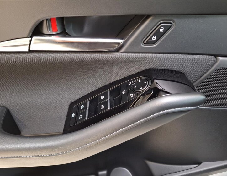 Mazda CX-30 SUV 2,5 l 103 kw