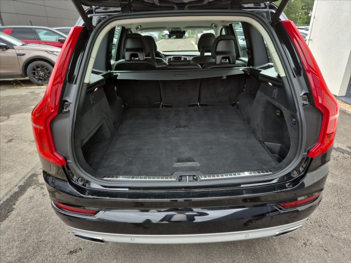 Volvo XC90 SUV 2,0 l 173 kw