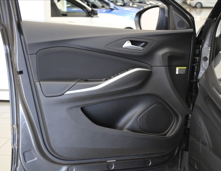 Opel Grandland X 16