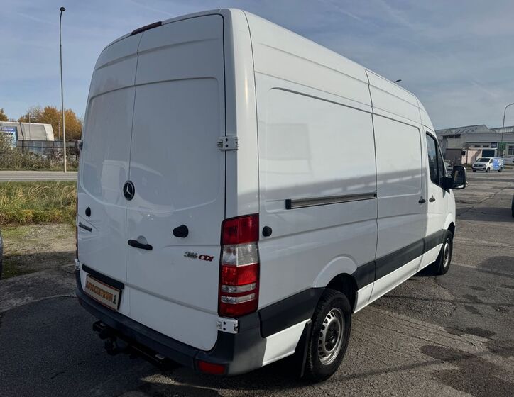 Mercedes-Benz Sprinter 7