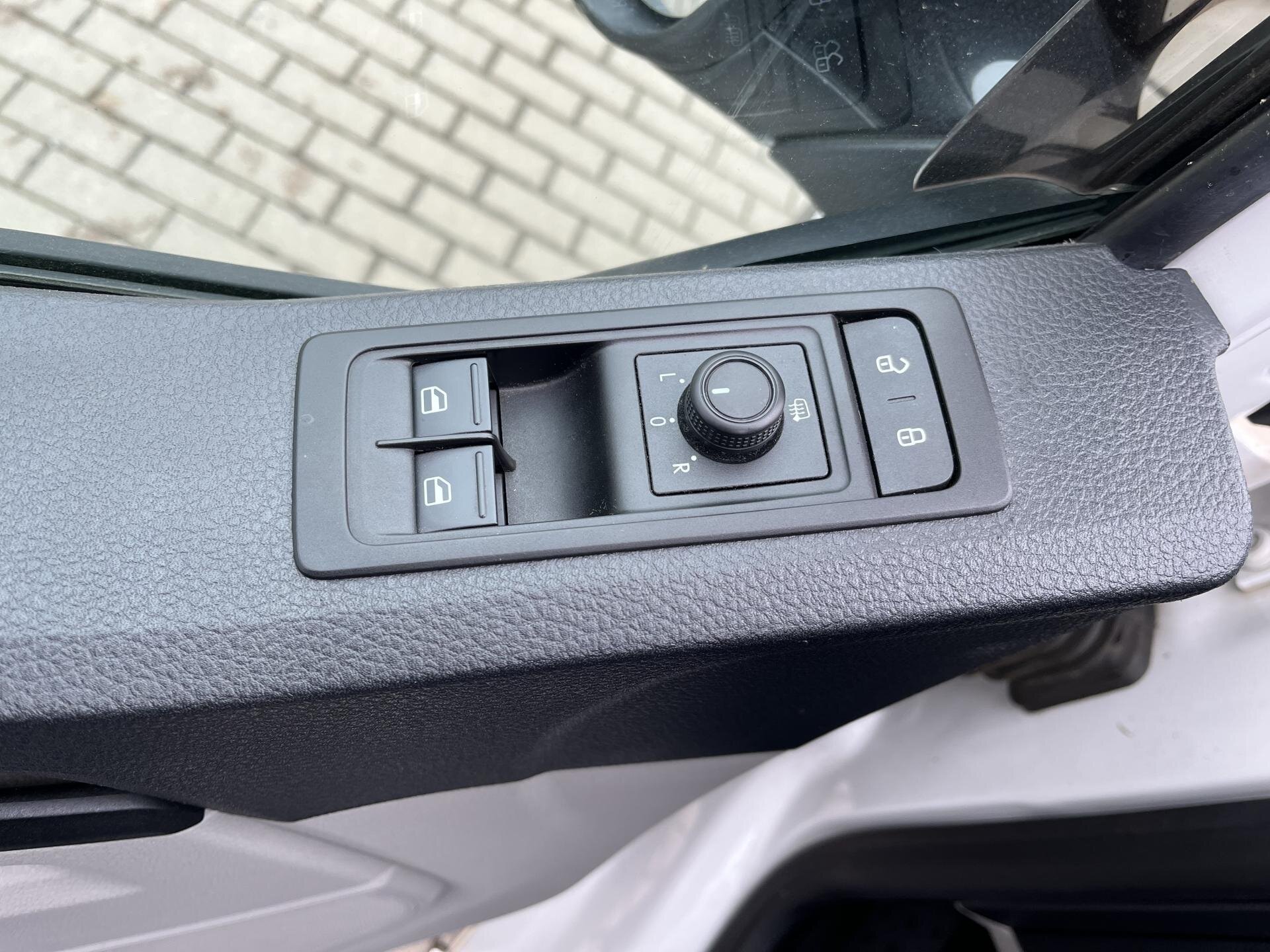 Volkswagen Transporter Kombi 2,0 l 110 kw