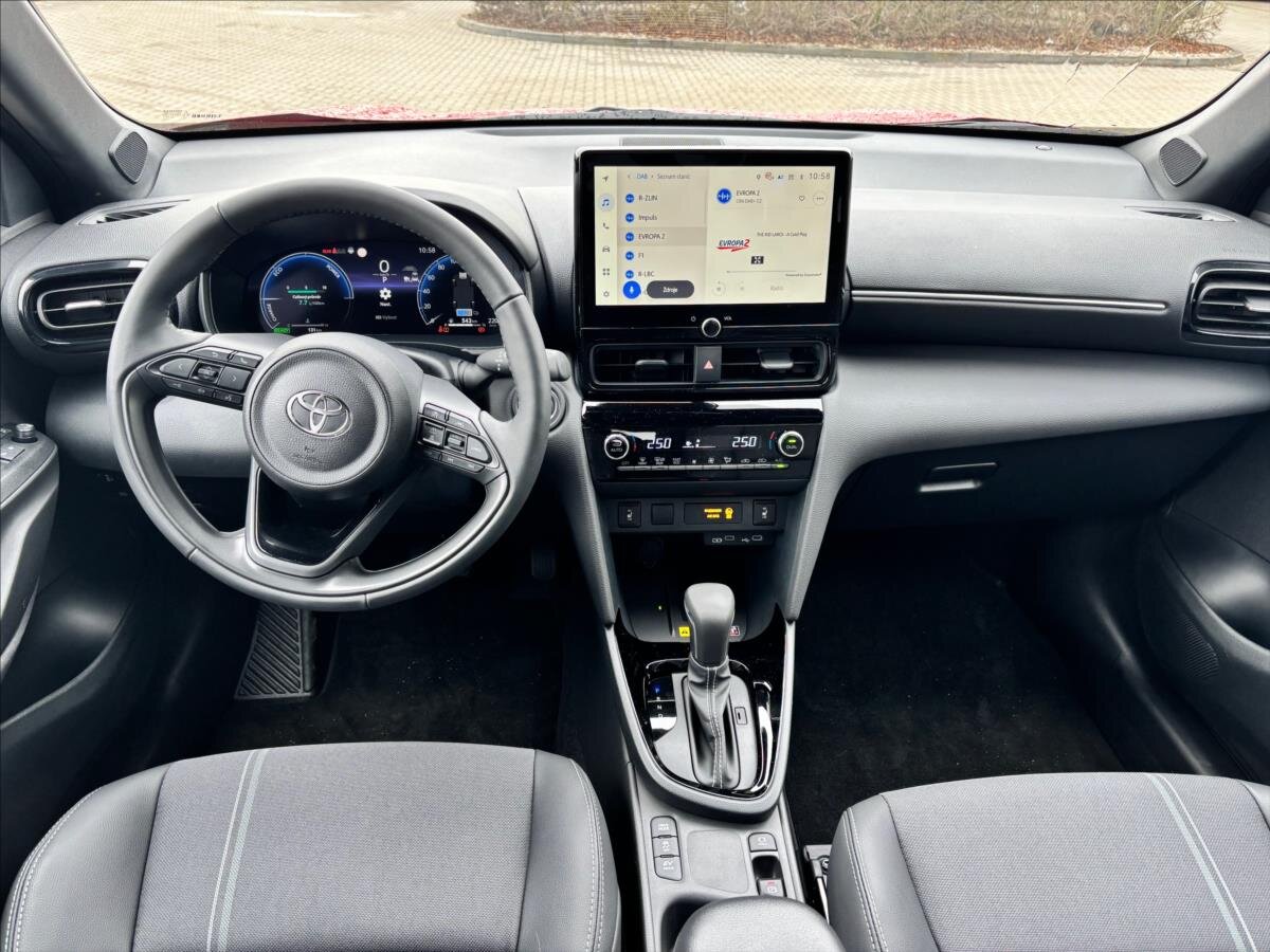 Toyota Yaris SUV 1,5 l 68 kw