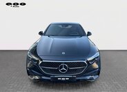 Mercedes-Benz Třídy E 8