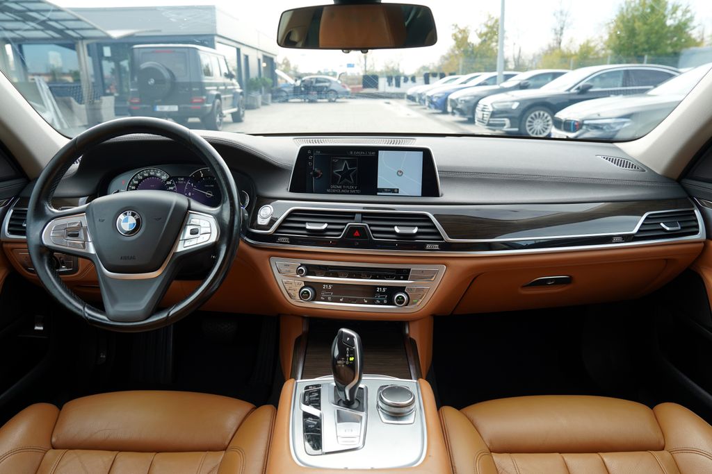 BMW Řada 7