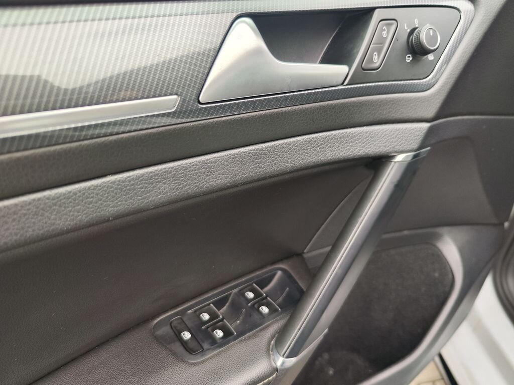 Volkswagen Golf Kombi 2,0 l 110 kw