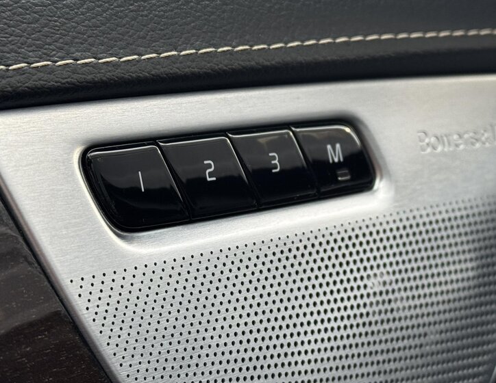 Volvo XC90 SUV / Terénní 2,0 l 173 kw