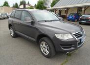 Volkswagen Touareg 1