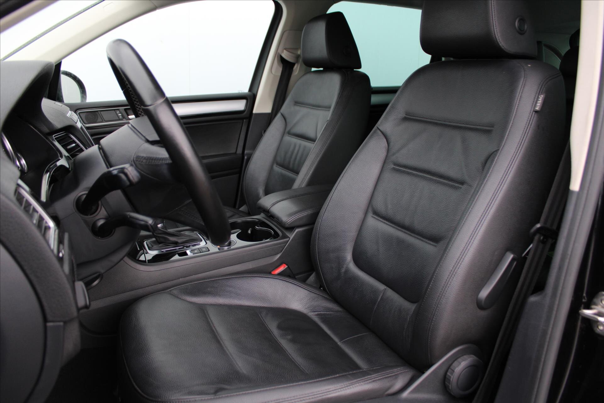 Volkswagen Touareg SUV 3,0 l 193 kw