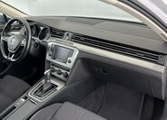 Volkswagen Passat Kombi 2,0 l 140 kw