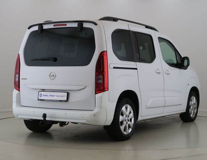 Opel Combo MPV 1,5 l 96 kw