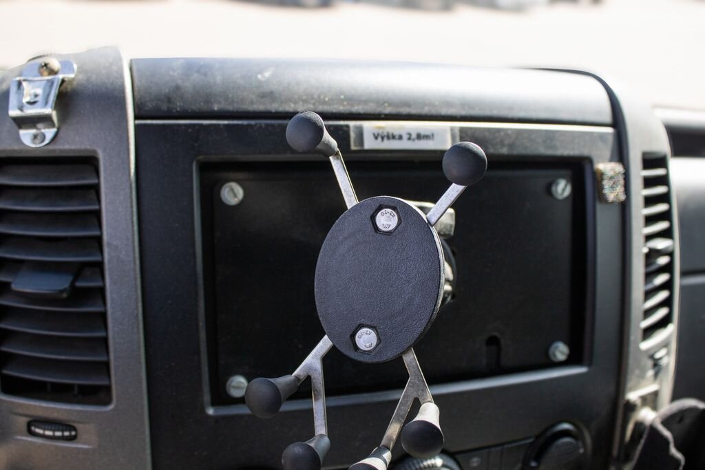 Mercedes-Benz Sprinter Skříň 3,0 l 140 kw