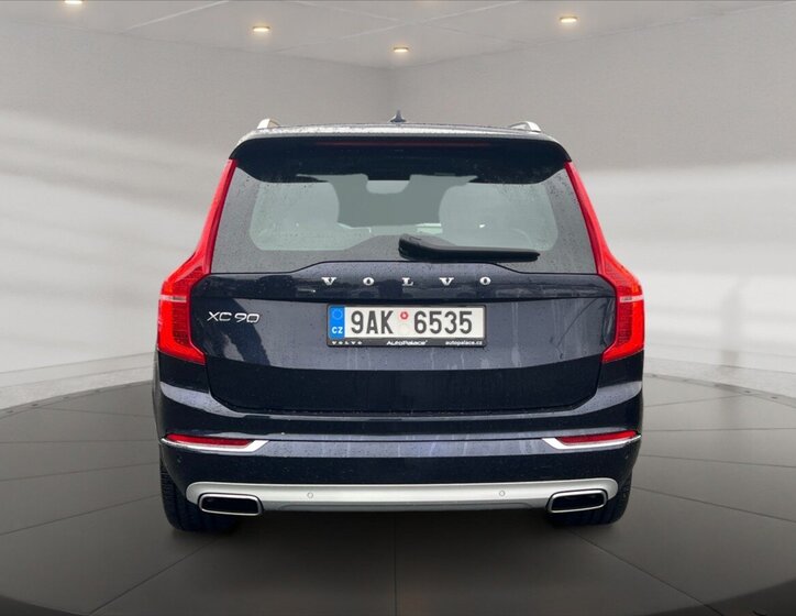 Volvo XC90 5