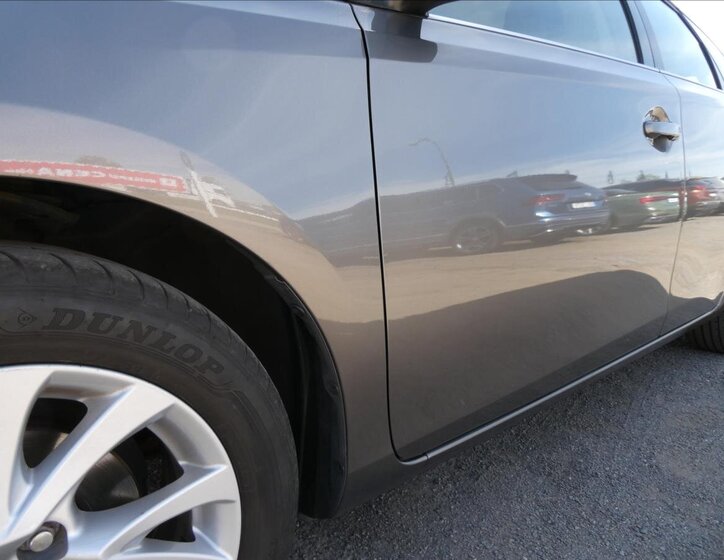 Toyota Auris Kombi 1,3 l 73 kw