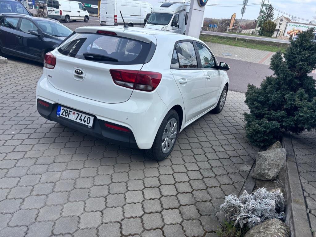 KIA Rio Hatchback 1,2 l 61 kw