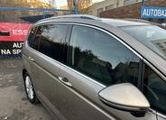 Volkswagen Touran 24