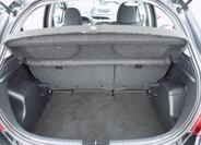Toyota Yaris 25