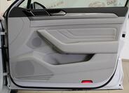 Volkswagen Passat 11