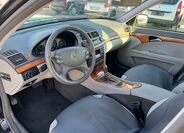 Mercedes-Benz Třídy E 12