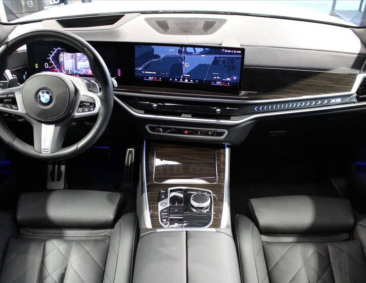 BMW X5 Kombi 3,0 l 210 kw