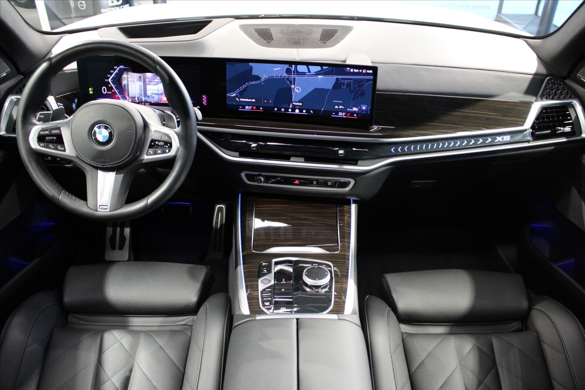 BMW X5 Kombi 3,0 l 210 kw