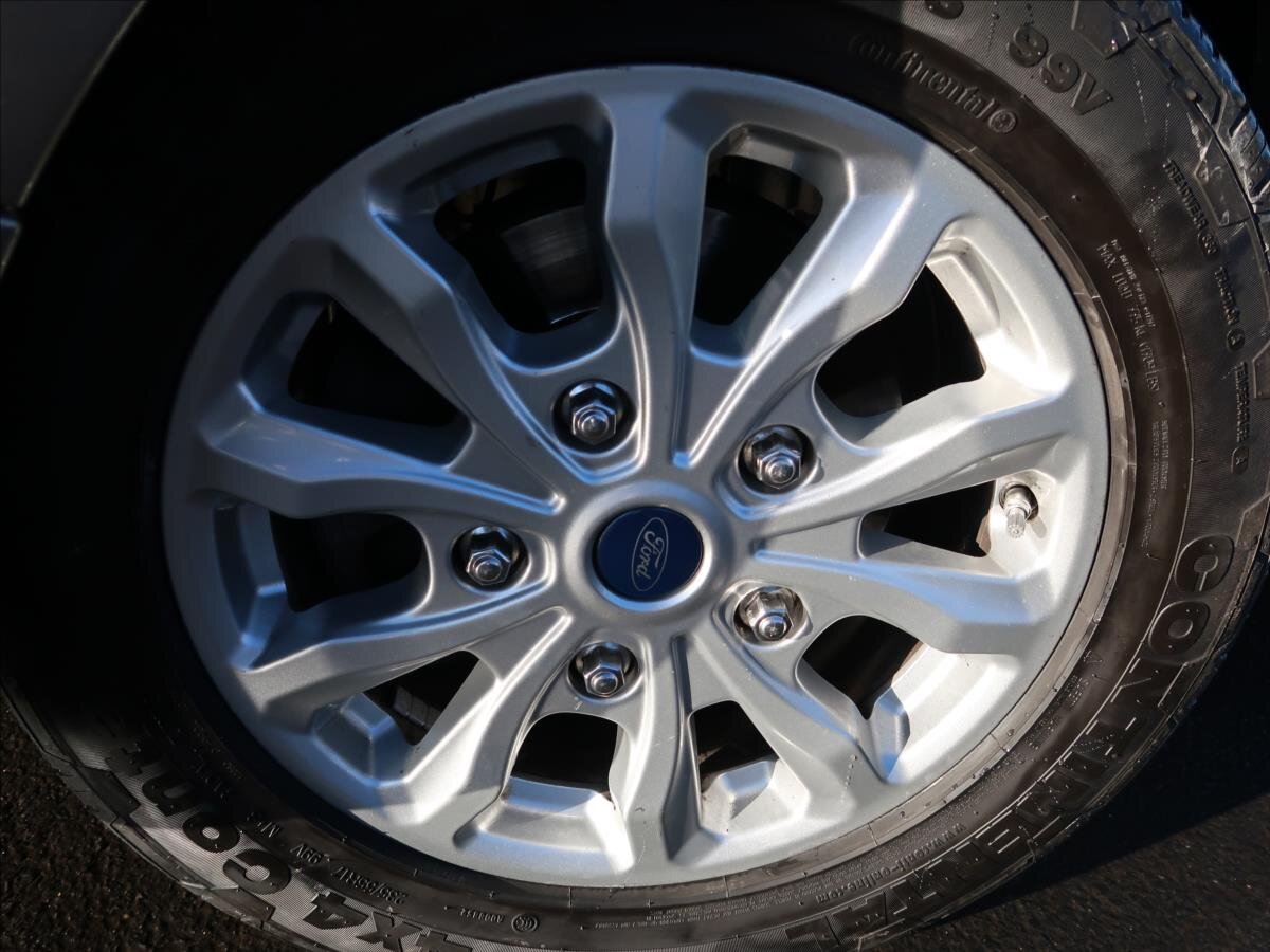 Ford Tourneo Custom MPV 2,0 l 96 kw