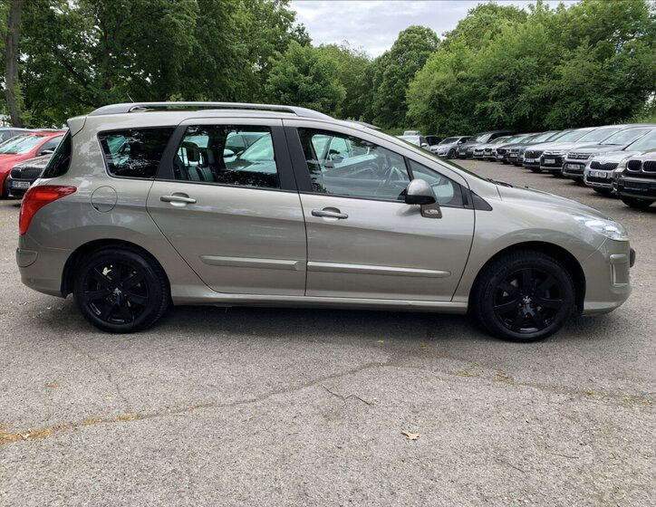 Peugeot 308 Kombi 1,6 l 82 kw