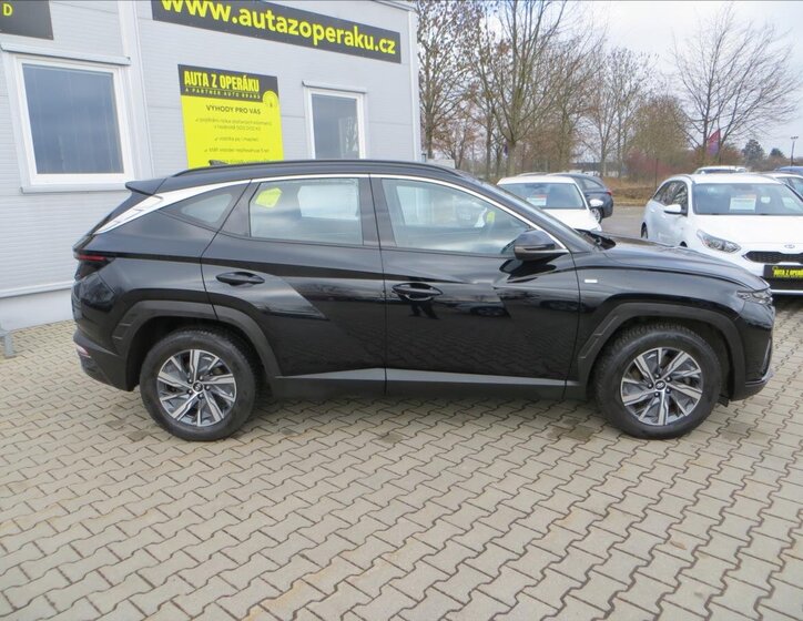 Hyundai Tucson SUV 1,6 l 110 kw