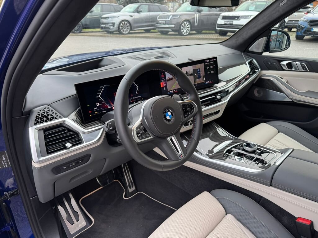 BMW X5 SUV / Terénní 4,4 l 390 kw