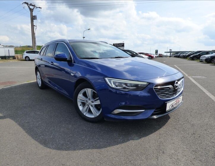 Opel Insignia Kombi 2,0 l 154 kw