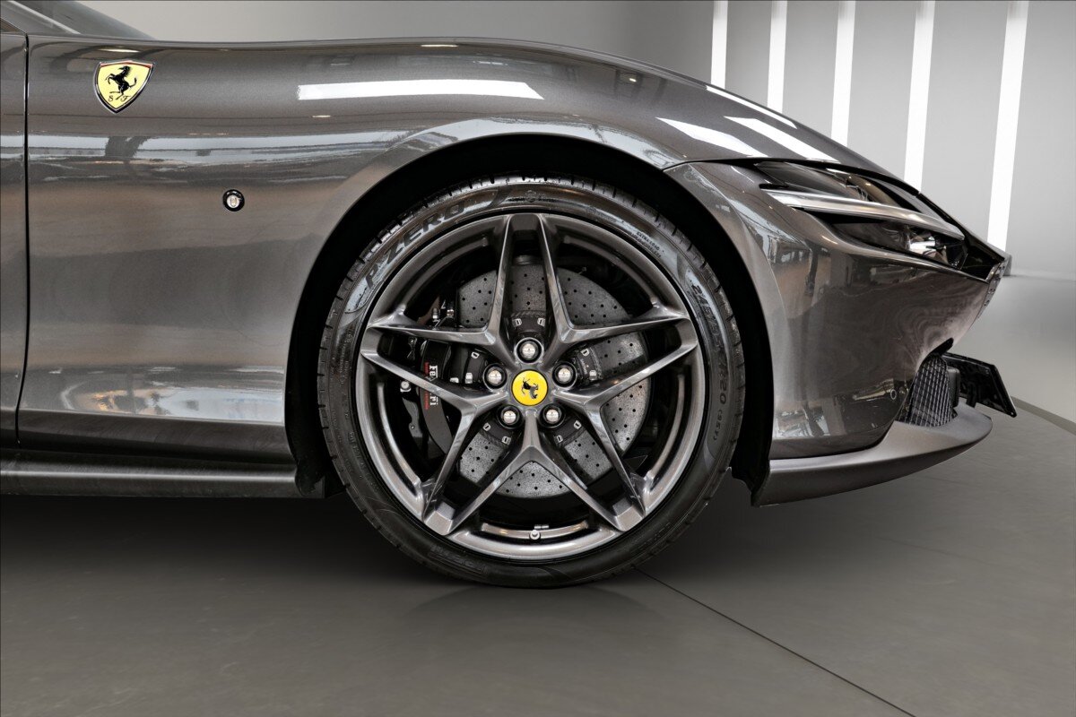 Ferrari Roma Kupé 3,9 l 456 kw