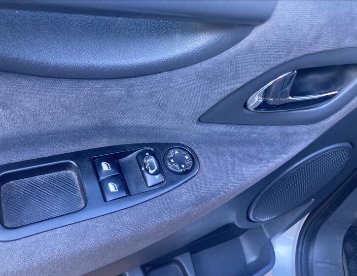 Fiat Scudo Kombi 2,0 l 94 kw