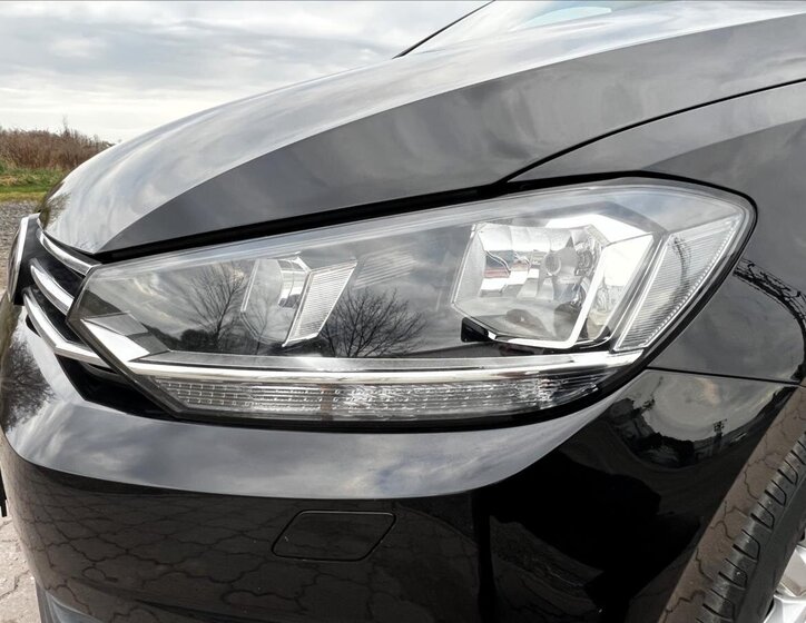 Volkswagen Touran Kombi 1,6 l 85 kw