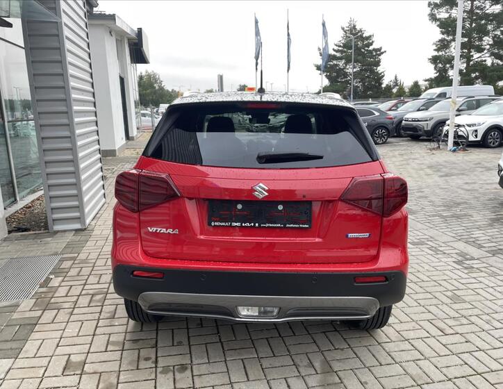 Suzuki Vitara 5
