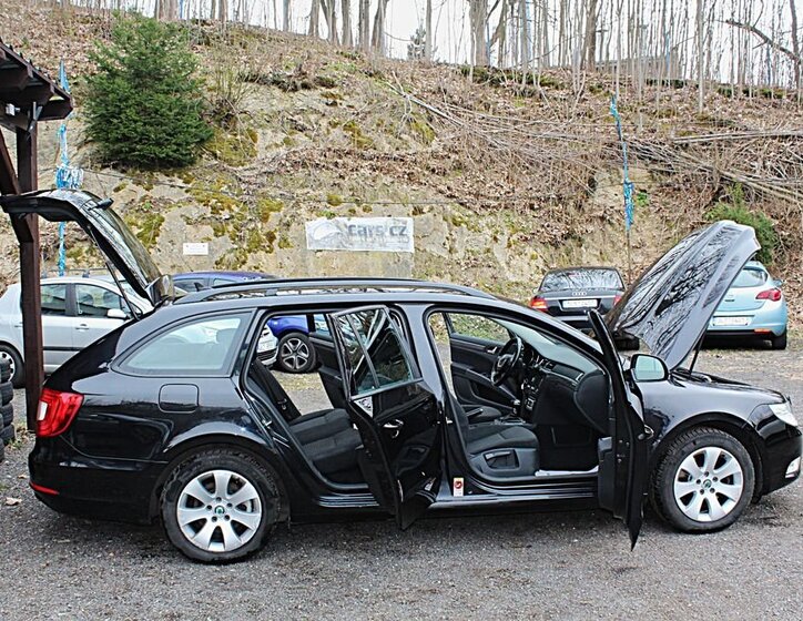 Škoda Superb Kombi 1,8 l 118 kw