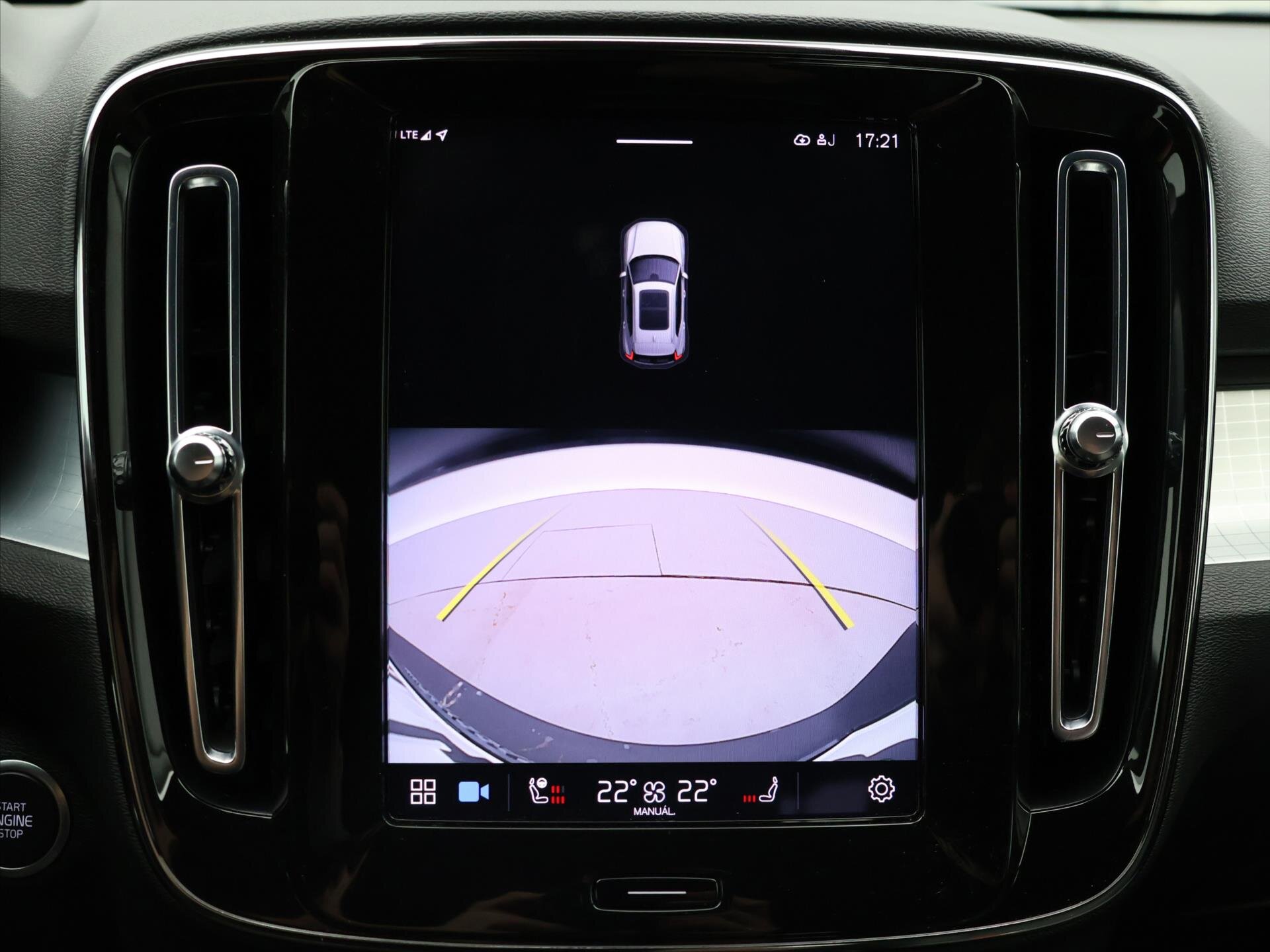 Volvo XC40 SUV 2,0 l 145 kw