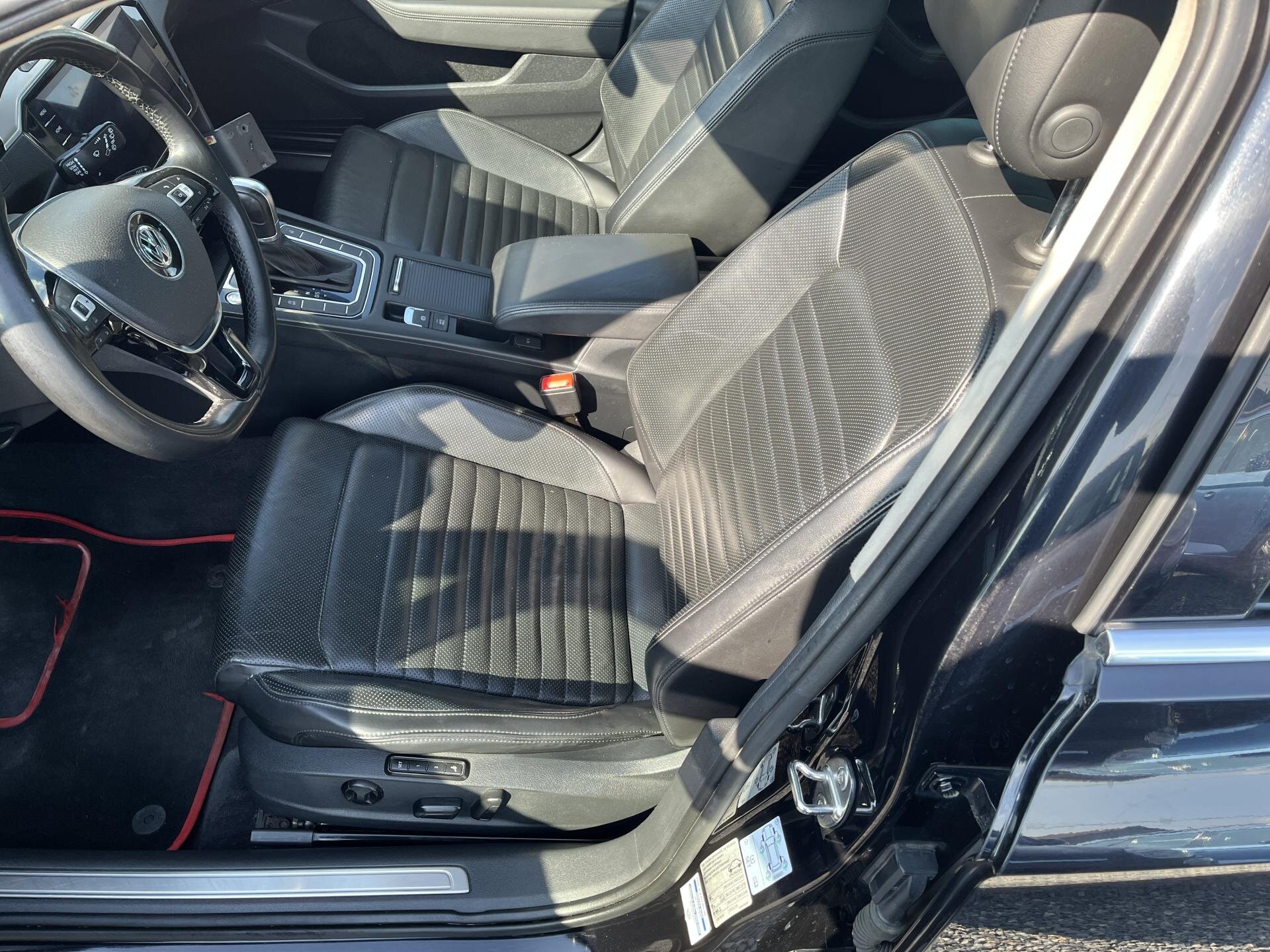 Volkswagen Passat Kombi 2,0 l 176 kw