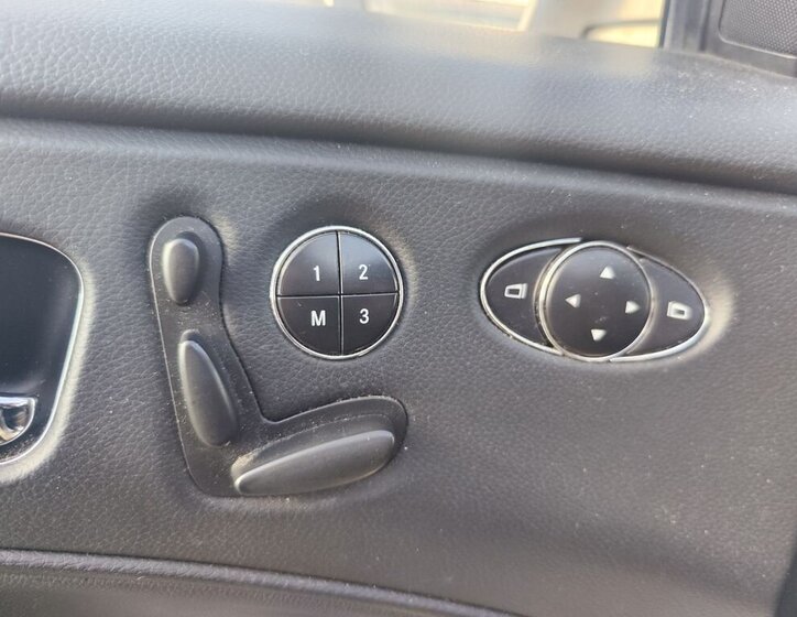 Mercedes-Benz CLS Sedan 3,0 l 165 kw